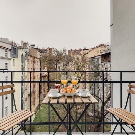 Jt'S Apartments Spanelska Str. Prague Exterior photo